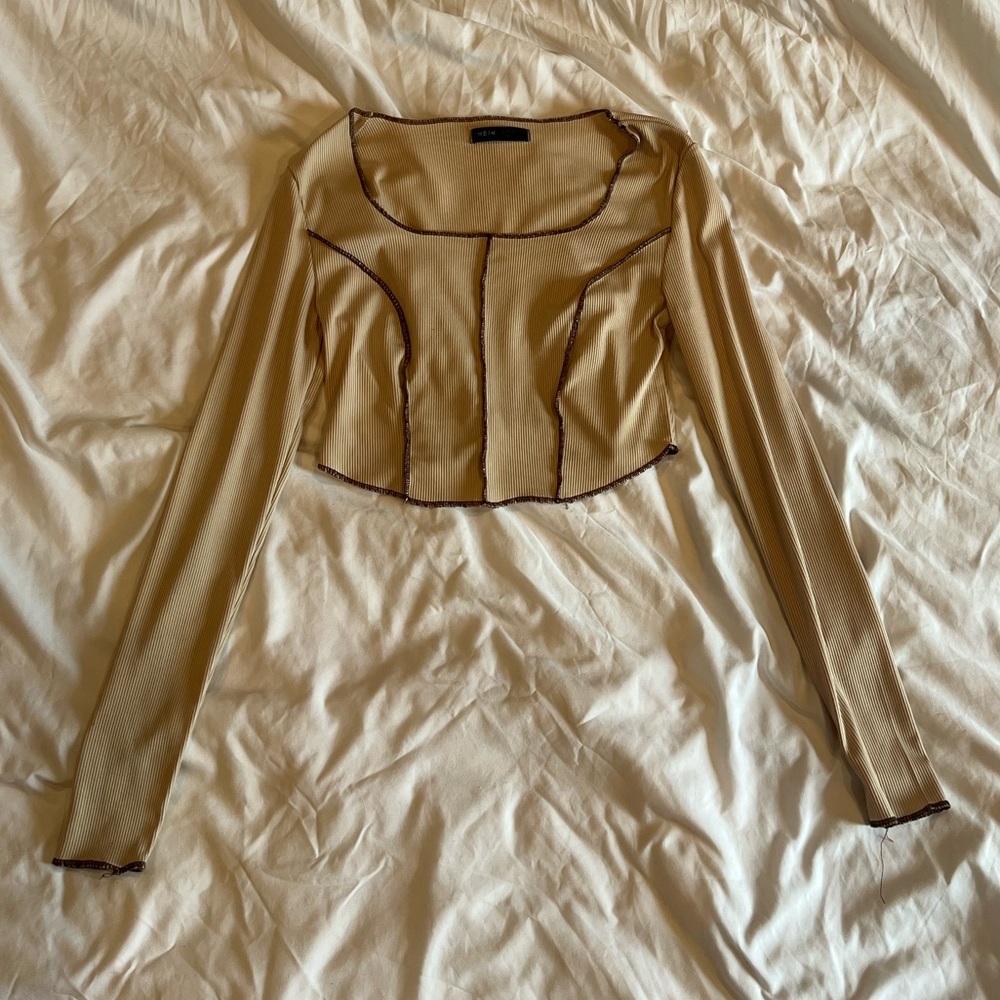 Square neck crop top (xs)